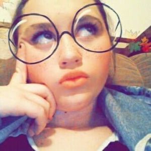 Meet your Posher, Kaylee